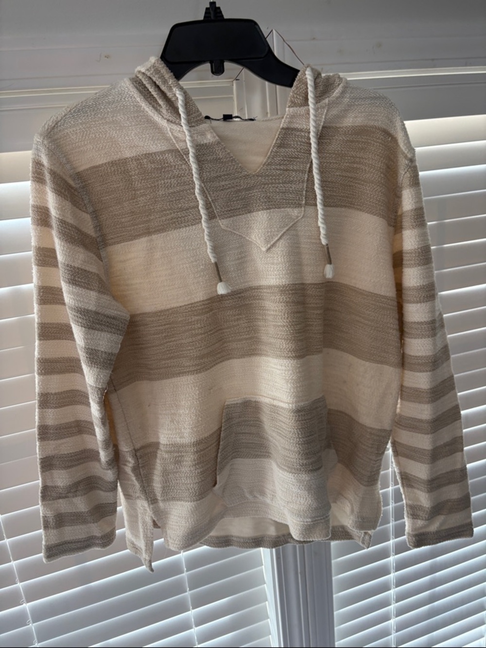 Ocean Drive Women's V-Neck Striped Hoodie - Cream & Beige